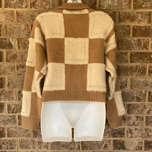 Lush Checkered  Cardigan Cream Camel Size Small New With Tags - Picture 6 of 10